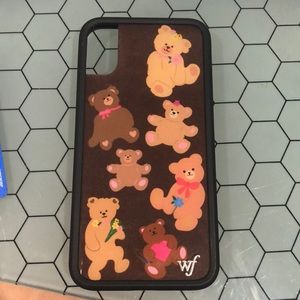 wildflower phone case with teddy bears